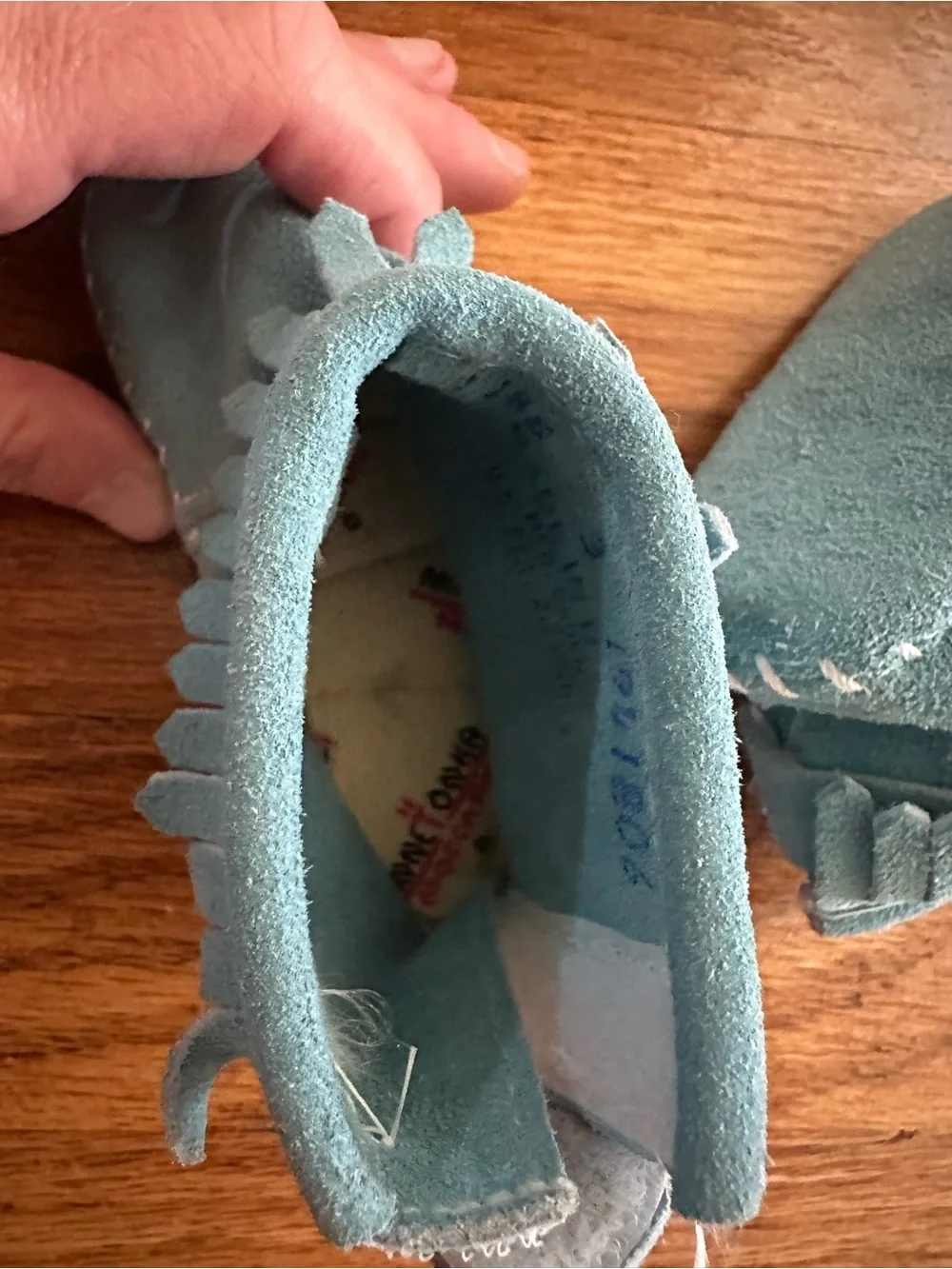Minnetonka Riley Bootie Turquoise Infant Moccasins Suede Size 3